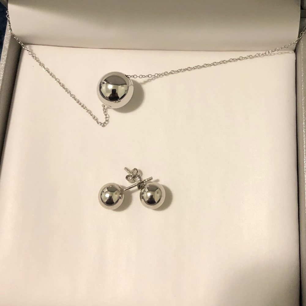 Sterling Silver Bead Ball necklace & stud earring